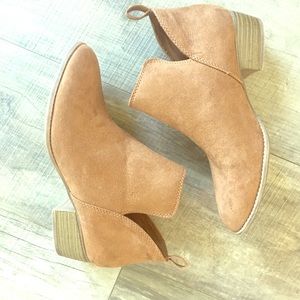 Brown booties size 7.5